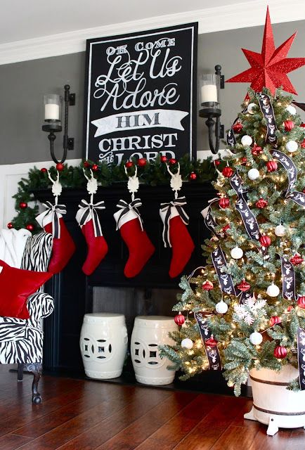 Farmhouse Christmas Mantel; traditional Christmas fireplace mantel; Rustic Christmas Mantel; fireplace christmas decor; Christmas mantel with TV; simple mantel decor.